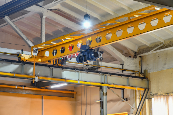 Single Girder EOT Crane - Cost-Effective Lifting Solution